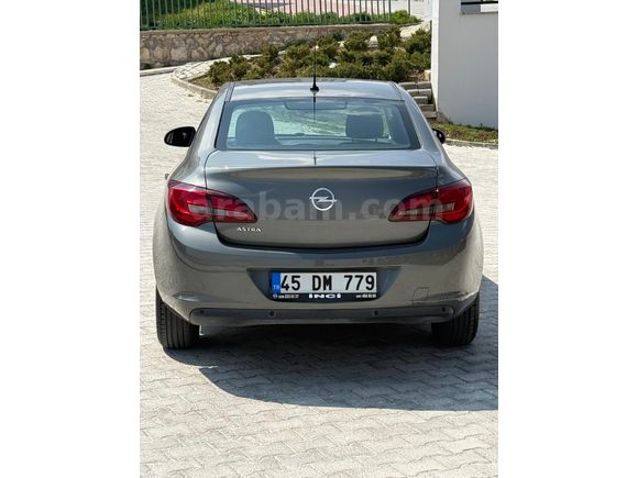 BOYASIZ DEĞİŞENSİZ HASAR KAYITSIZ 60 BİN KM