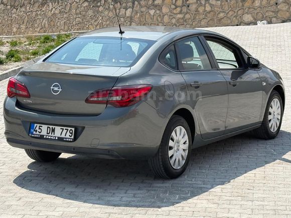 BOYASIZ DEĞİŞENSİZ HASAR KAYITSIZ 60 BİN KM