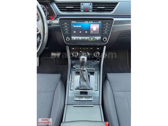 KURU DAN 2023 SUPER B 1.5 TSI DSG PREMİUM BOYASIZ SERVİS BAKIMLI
