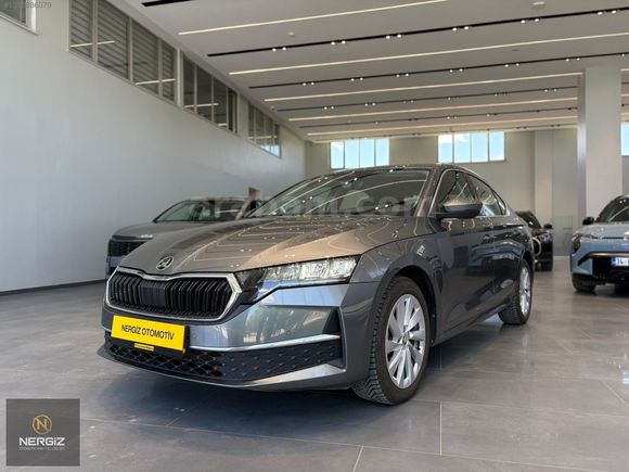 2024 MODEL SKODA OCTAVIA 1.5 MHEV PREMİUM