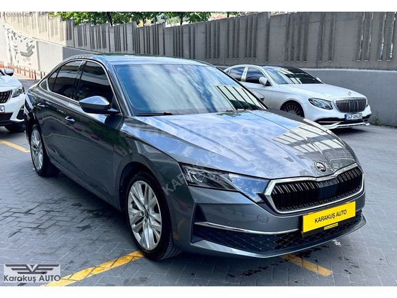EKSTRA EKSTRALI-2025 ÇIKIŞLI SKODA OCTAVİA 1.5 PREMİUM-HATASIZ