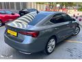 EKSTRA EKSTRALI-2025 ÇIKIŞLI SKODA OCTAVİA 1.5 PREMİUM-HATASIZ