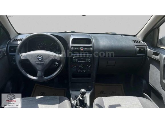 Astra Sedan 1.6 16V Classic (139.000 KM)