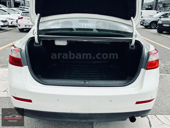 2011 TEK PARÇA BOYA SÜPER KASA RENAULT LATİTUDE 2.0