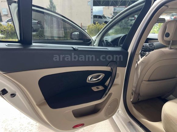 A REFERANS RENAULT LATİTUDE 2.0 PRİVİLEGE OTOMATİK DEĞİŞENSİZ