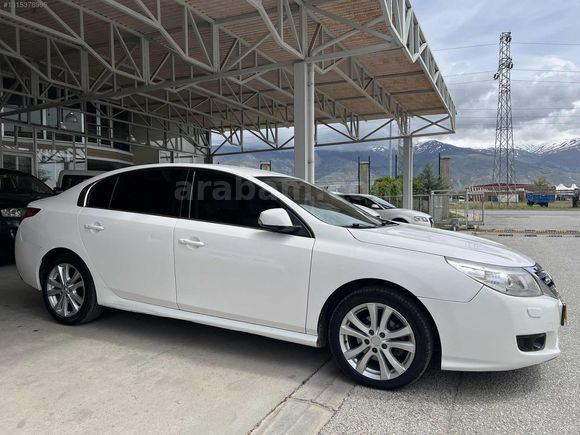 A REFERANS RENAULT LATİTUDE 2.0 PRİVİLEGE OTOMATİK DEĞİŞENSİZ