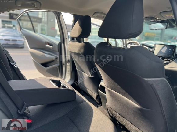 EMİN MOTORS DAN 2024 MODEL TOYOTA COROLLA 1.5 VİSİON PLUS HATASZ