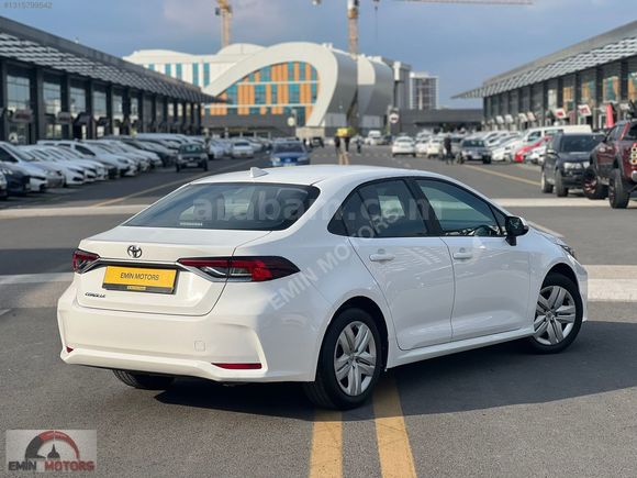 EMİN MOTORS DAN 2024 MODEL TOYOTA COROLLA 1.5 VİSİON PLUS HATASZ