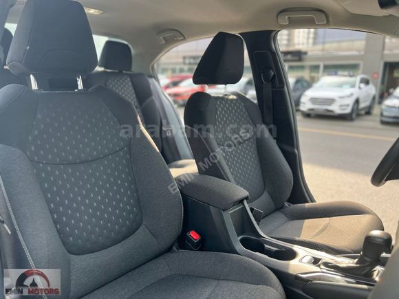 EMİN MOTORS DAN 2024 MODEL TOYOTA COROLLA 1.5 VİSİON PLUS HATASZ