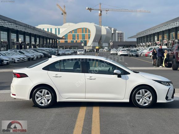 EMİN MOTORS DAN 2024 MODEL TOYOTA COROLLA 1.5 VİSİON PLUS HATASZ