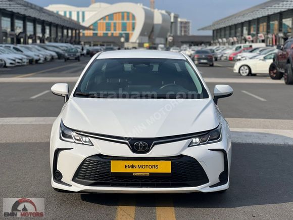 EMİN MOTORS DAN 2024 MODEL TOYOTA COROLLA 1.5 VİSİON PLUS HATASZ