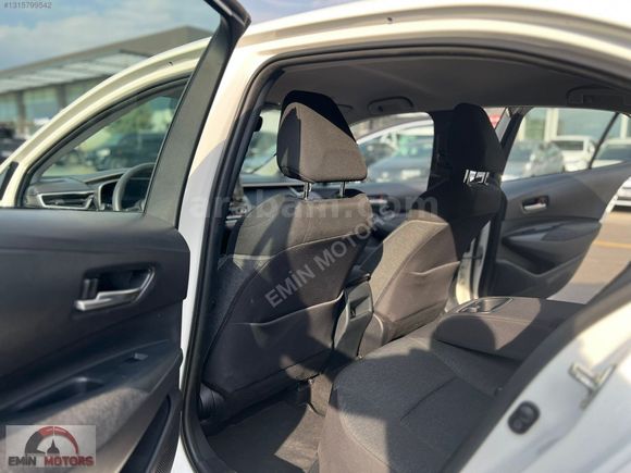 EMİN MOTORS DAN 2024 MODEL TOYOTA COROLLA 1.5 VİSİON PLUS HATASZ
