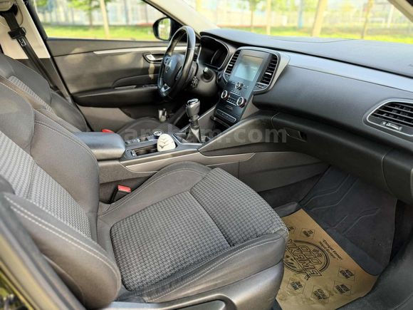 HATASIZ BOYASIZ YETKİLİ SERVİS BAKIMLI 113.000 KM'DE