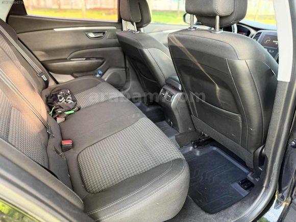 HATASIZ BOYASIZ YETKİLİ SERVİS BAKIMLI 113.000 KM'DE