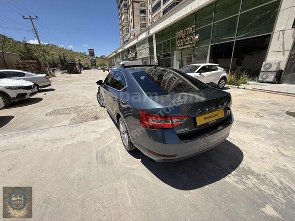 2020 MODEL CAM TAVANLI HATASIZ BOYASIZ HASAR KAYITSIZ 95 BİN KM