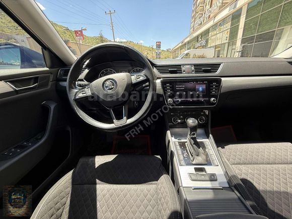 2020 MODEL CAM TAVANLI HATASIZ BOYASIZ HASAR KAYITSIZ 95 BİN KM