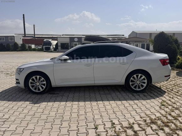 2021 SUPERB 140 BİN KM HASARSIZ
