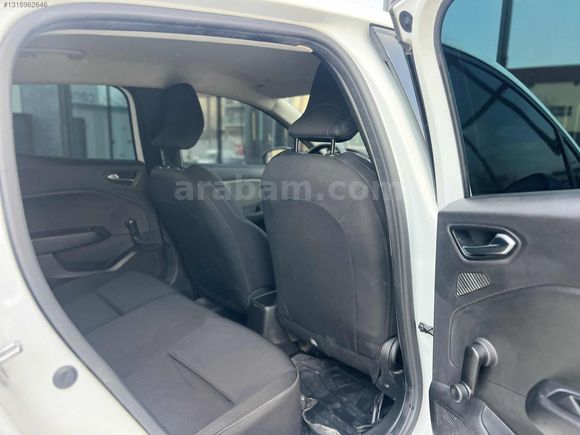 Galeriden Renault Clio 1.0 TCe Joy 2022 Model Gaziantep 105.000 km