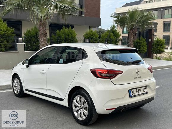 2022 CLİO 1.0 TCe JOY ** TESLA EKRAN ** YETKİLİ SERVİS BAKIMLI !