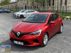 2022 MODEL RENAULT CLİO BENZİN TAM OTOMATİK VİTES 42 BİN KM