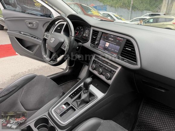 BAYRAMTEPE OTO DAN 350 BİN PEŞİNAT İLE 2017 CAM TAVAN LEON