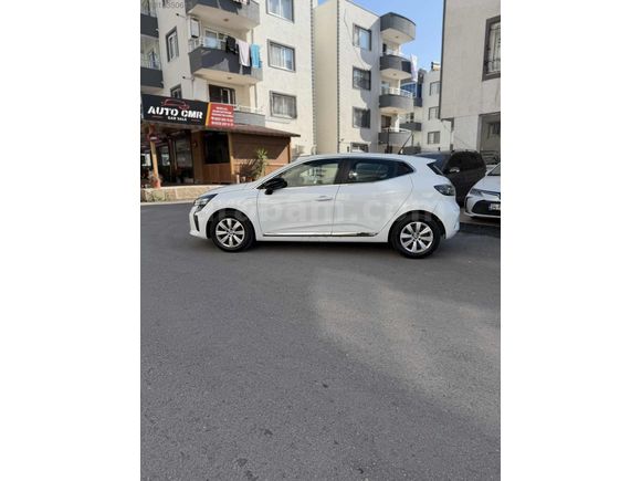 AUTO CMR'DEN 2024 CLIO HAYALET TAB.OKUMA ŞRT TAKİP