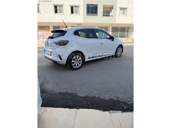 AUTO CMR'DEN 2024 CLIO HAYALET TAB.OKUMA ŞRT TAKİP