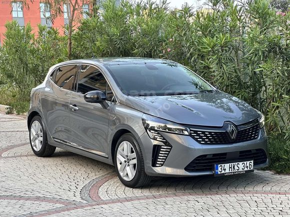 2023 MODEL EVOLUTİON 49.000 KM CLİO