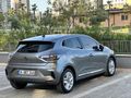 2023 MODEL EVOLUTİON 49.000 KM CLİO