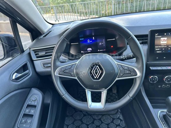 2023 MODEL EVOLUTİON 49.000 KM CLİO