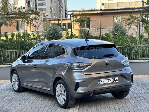 2023 MODEL EVOLUTİON 49.000 KM CLİO