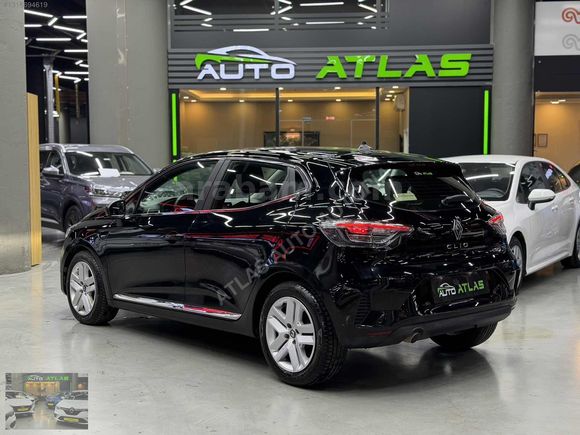 2023 CLİO EVOLUTİON+KATLANIR AYNA+KAMERA+HAYALET+CARPLAY+KEYLESS