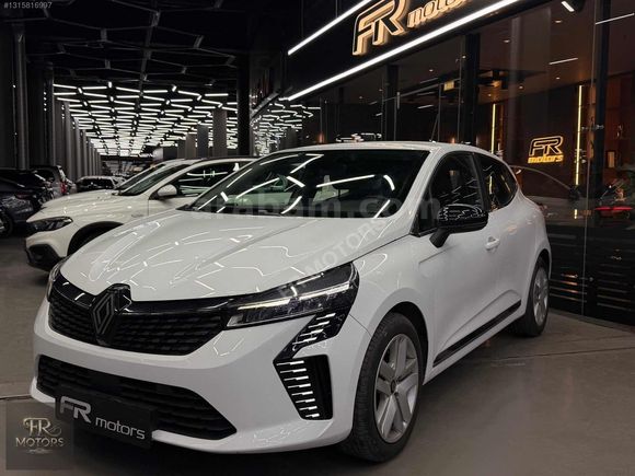 *67.000 KM*2024 CLİO 1.0 TCE EVOLUTİON *KEYLESS-G. GÖRÜŞ-K.AYNA*