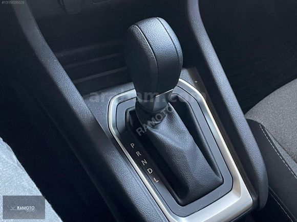 *DEĞİŞENSİZ*HIZLI KREDİ İLE 2024 RENAULT CLİO 1.0TCE EVOLUTİON*