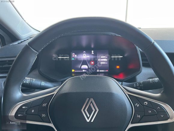 *DEĞİŞENSİZ*HIZLI KREDİ İLE 2024 RENAULT CLİO 1.0TCE EVOLUTİON*