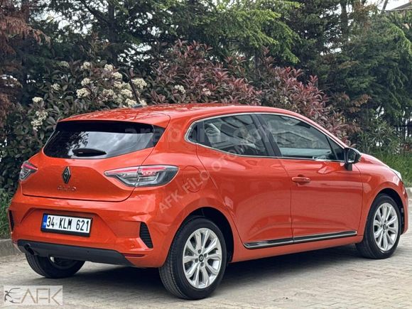 AFK DAN 1.0 TCE CLIO BOYASIZ SERVİS BAKIMLI ÖZEL RENK