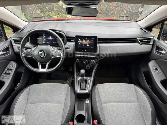 AFK DAN 1.0 TCE CLIO BOYASIZ SERVİS BAKIMLI ÖZEL RENK
