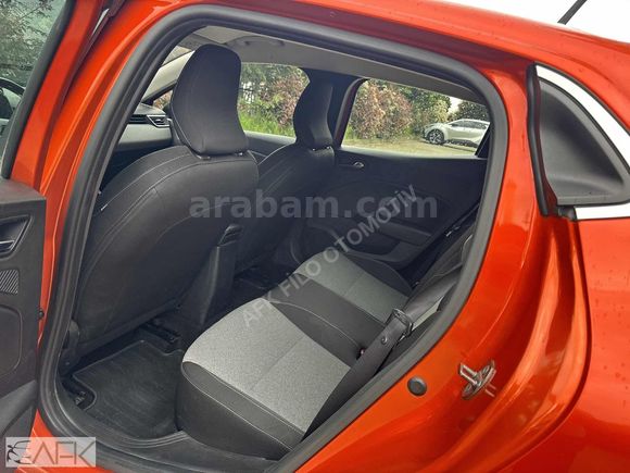 AFK DAN 1.0 TCE CLIO BOYASIZ SERVİS BAKIMLI ÖZEL RENK