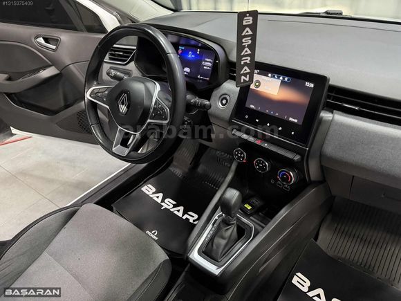 BAŞARAN'DAN HATASIZ 2023 CLİO 1.0 TCE EVO 300.000 PEŞİNATLA