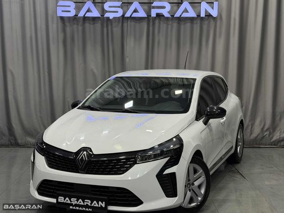 BAŞARAN'DAN HATASIZ 2023 CLİO 1.0 TCE EVO 300.000 PEŞİNATLA