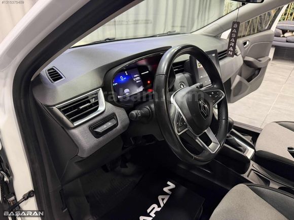 BAŞARAN'DAN HATASIZ 2023 CLİO 1.0 TCE EVO 300.000 PEŞİNATLA