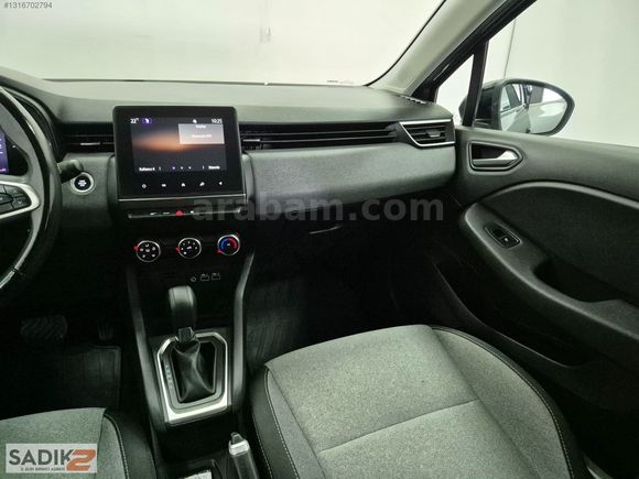 SADIK2'DEN 2024 RENAULT CLIO EVOLUTION 1.0 X-TRONIC 90 BG