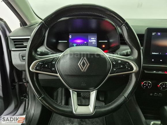 SADIK2'DEN 2024 RENAULT CLIO EVOLUTION 1.0 X-TRONIC 90 BG