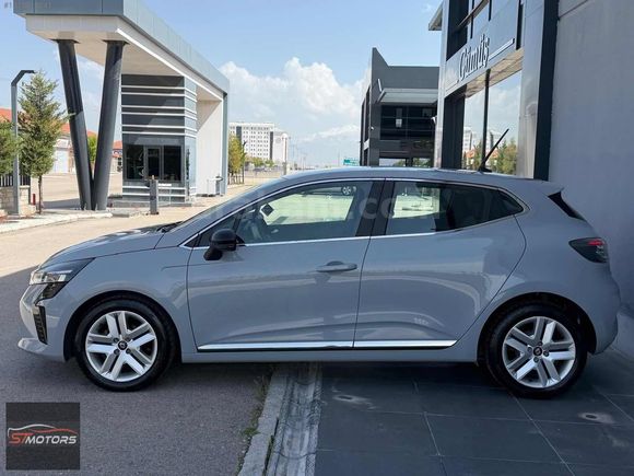S_T_AUTO_2024 RENAULT CLİO 73.000 KM