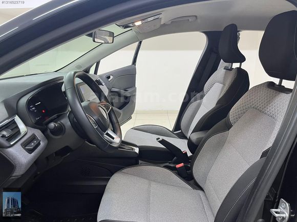 YÜCELER OTO'DAN 2024 MODEL RENAULT CLİO EVOLUTİON KDV%20 HATASIZ