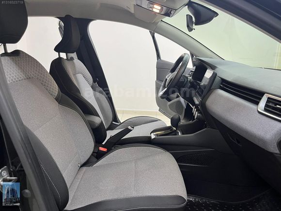 YÜCELER OTO'DAN 2024 MODEL RENAULT CLİO EVOLUTİON KDV%20 HATASIZ