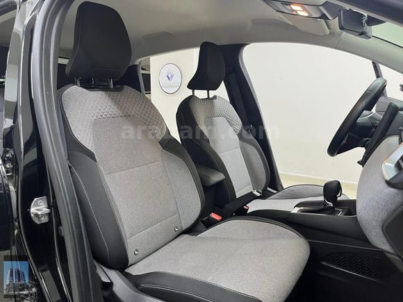 YÜCELER OTO'DAN 2024 MODEL RENAULT CLİO EVOLUTİON KDV%20 HATASIZ
