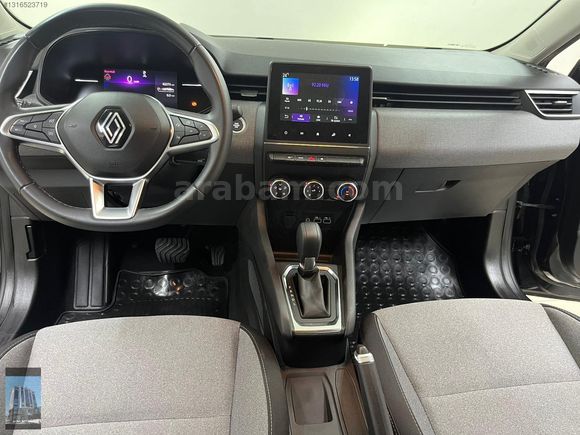 YÜCELER OTO'DAN 2024 MODEL RENAULT CLİO EVOLUTİON KDV%20 HATASIZ