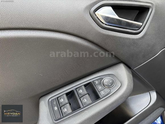 MEYDAN AUTO 2024 MODEL RENAULT CLIO 1.0 TCE EVOLUTİON BOYASIZ