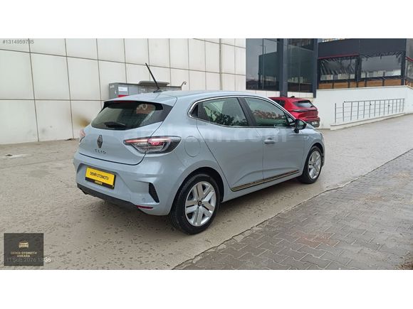 2025 Model Hatasız Boyasız Tramersiz Clio 1.0 TCE Evolution X-Tr